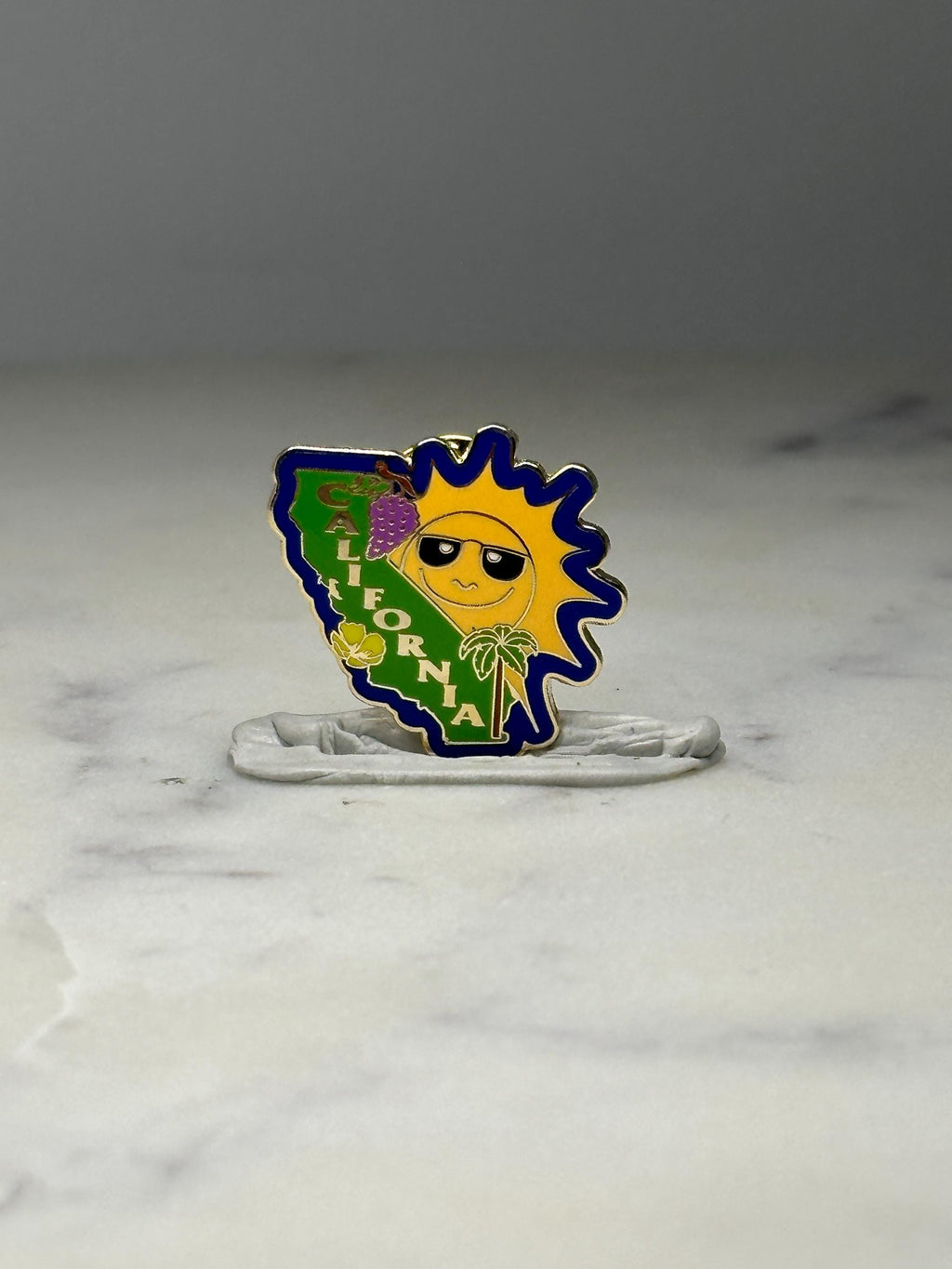 California State Souvenir Pin: Gold Tone Enamel - Retro Travel Accessory