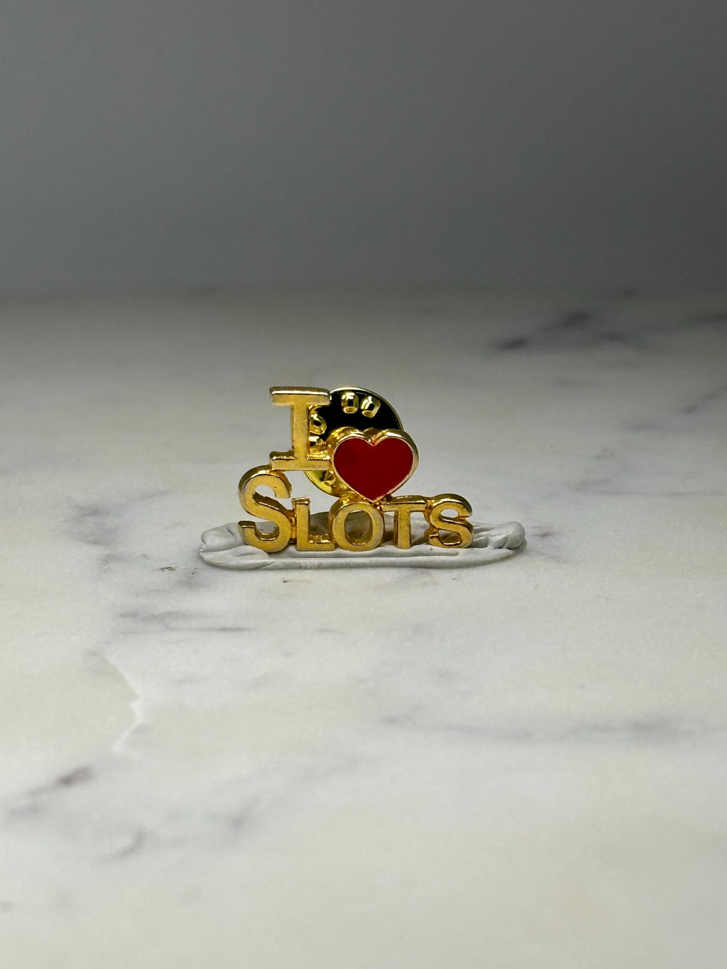 I Love Slots Enamel Pin: Gold Tone with Red Heart - Cute Slot Accessory