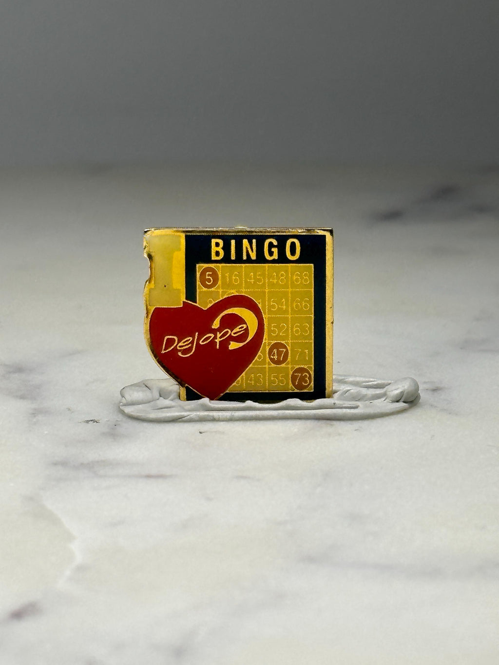 I Love Bingo Dejope Casino Enamel Pin: Red Heart Gold Tone - Retro Casino Accessory