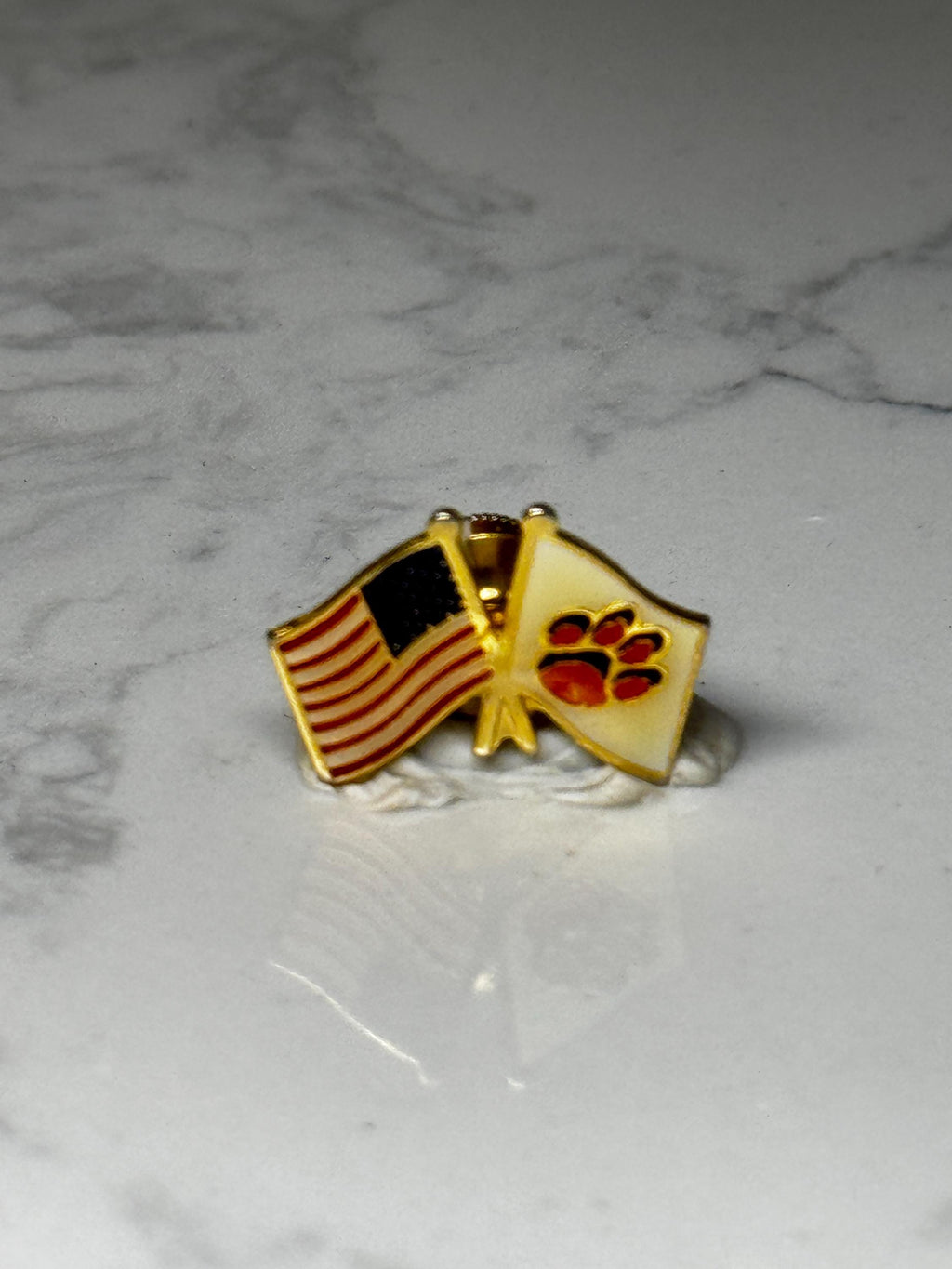 USA Flag & Paw Print Lapel Pin: Gold Tone Enamel - Patriotic Accessory