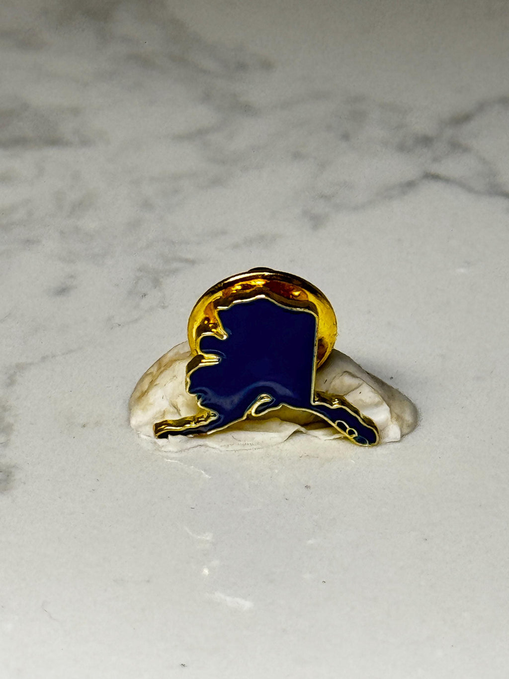 Alaska State Map Lapel Pin: Blue Enamel Gold Tone - Travel Souvenir