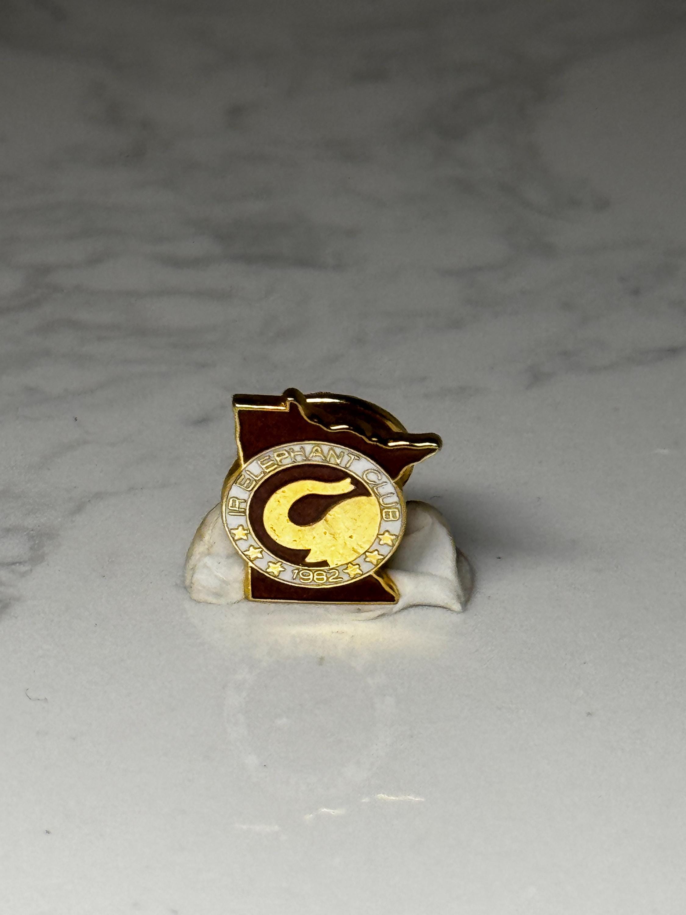 Rare Minnesota Republican Elephant Club Pin: Gold Enamel - 1962 Vintage Political