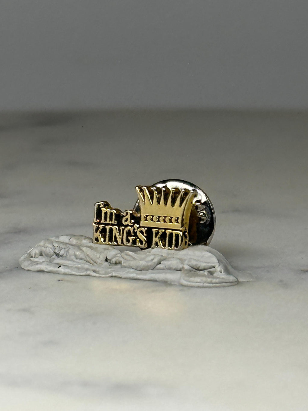 Im a Kings Kid Crown Lapel Pin: Gold Tone - Christian Faith Accessory