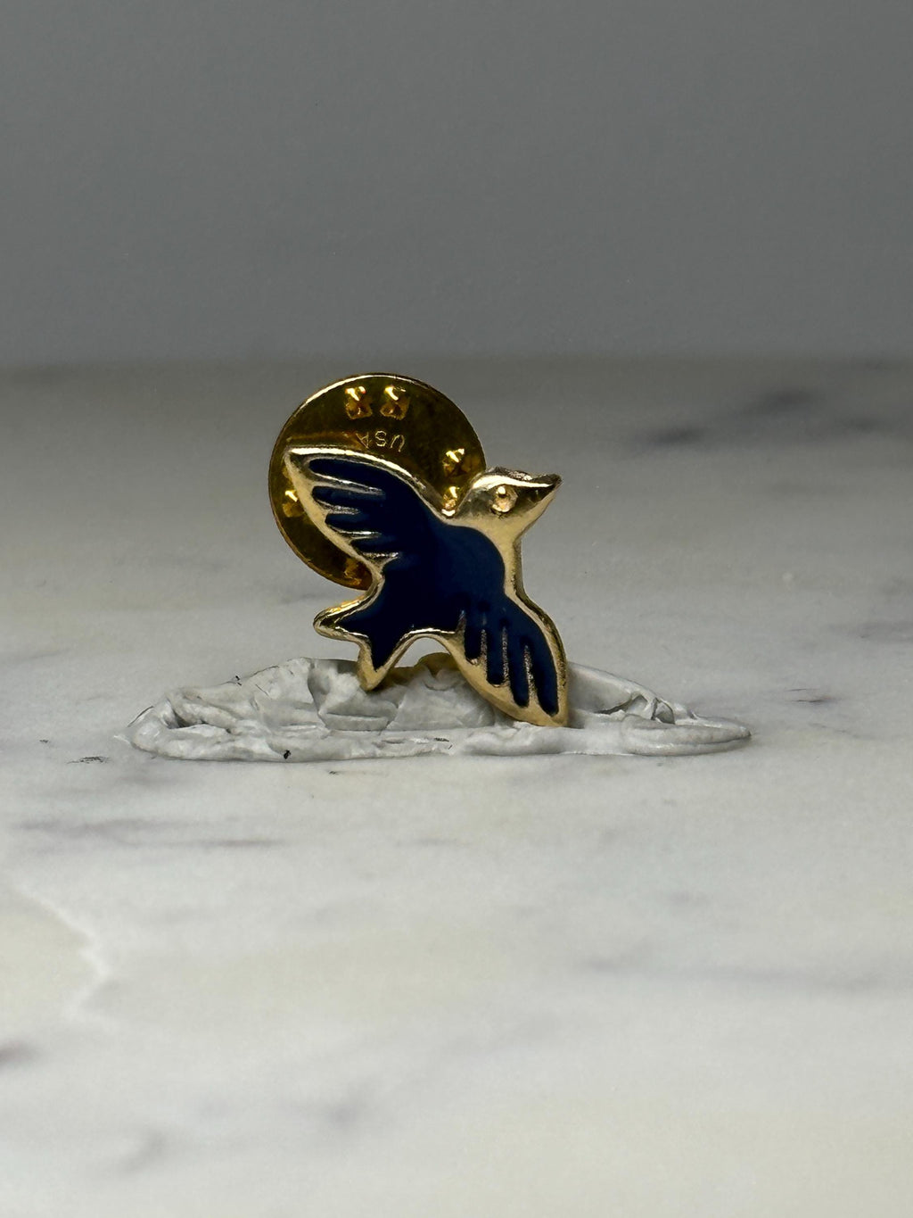 Blue Bird Enamel Lapel Pin: Gold Tone - Vintage Nature Accessory