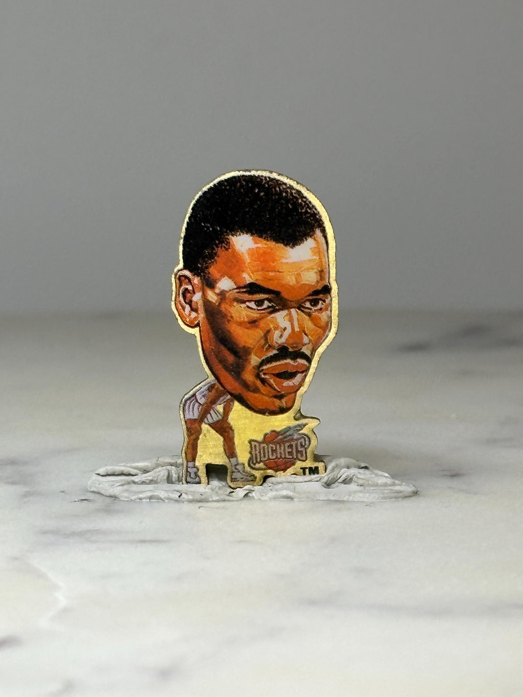 Vintage Hakeem Olajuwon Pinheads Pin: Houston Rockets NBA Lapel Pin – 90s Basketball Collectible