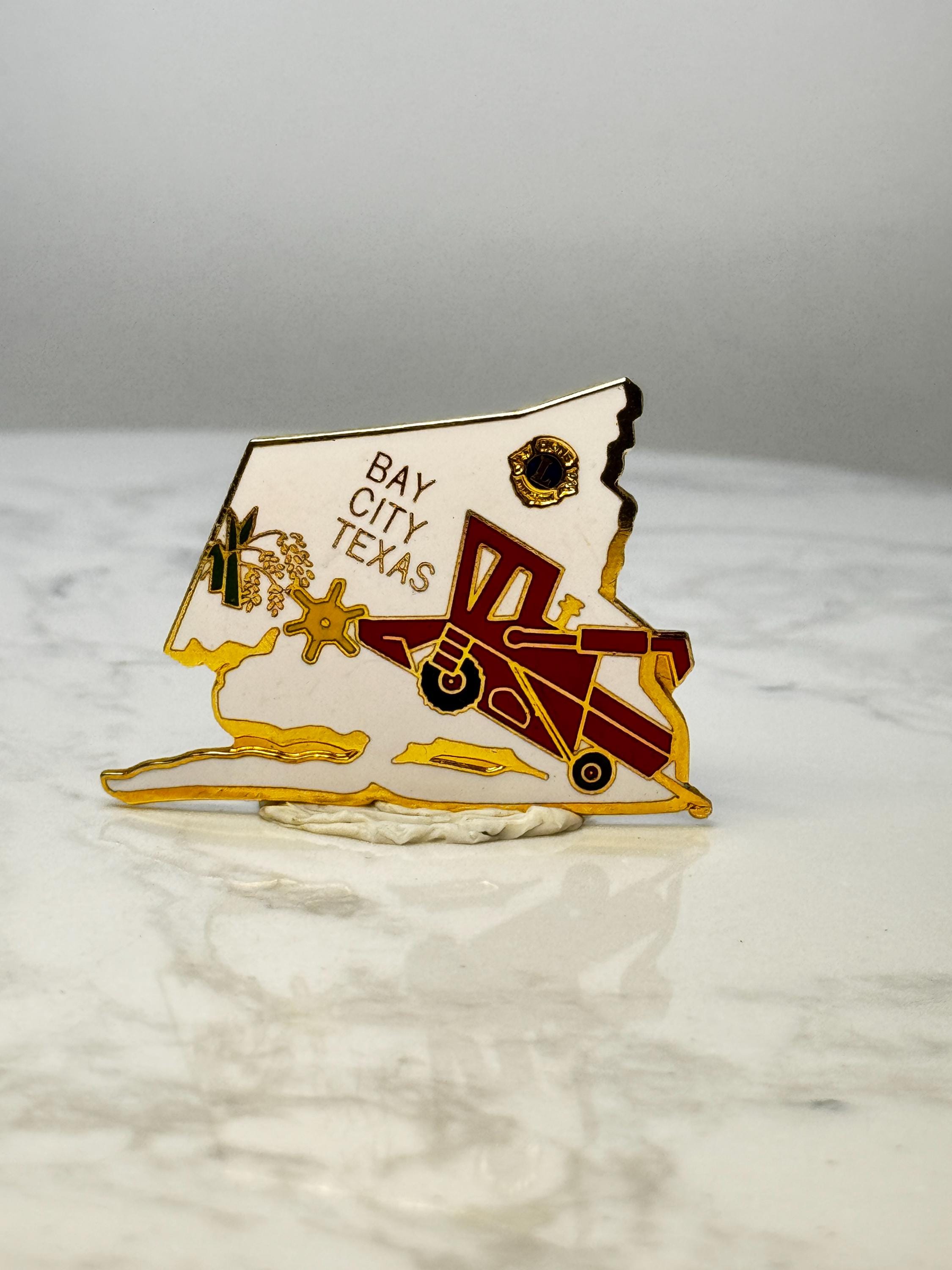 Vintage Bay City Texas Lions Club Pin: White Enamel - Lions Club Collectible