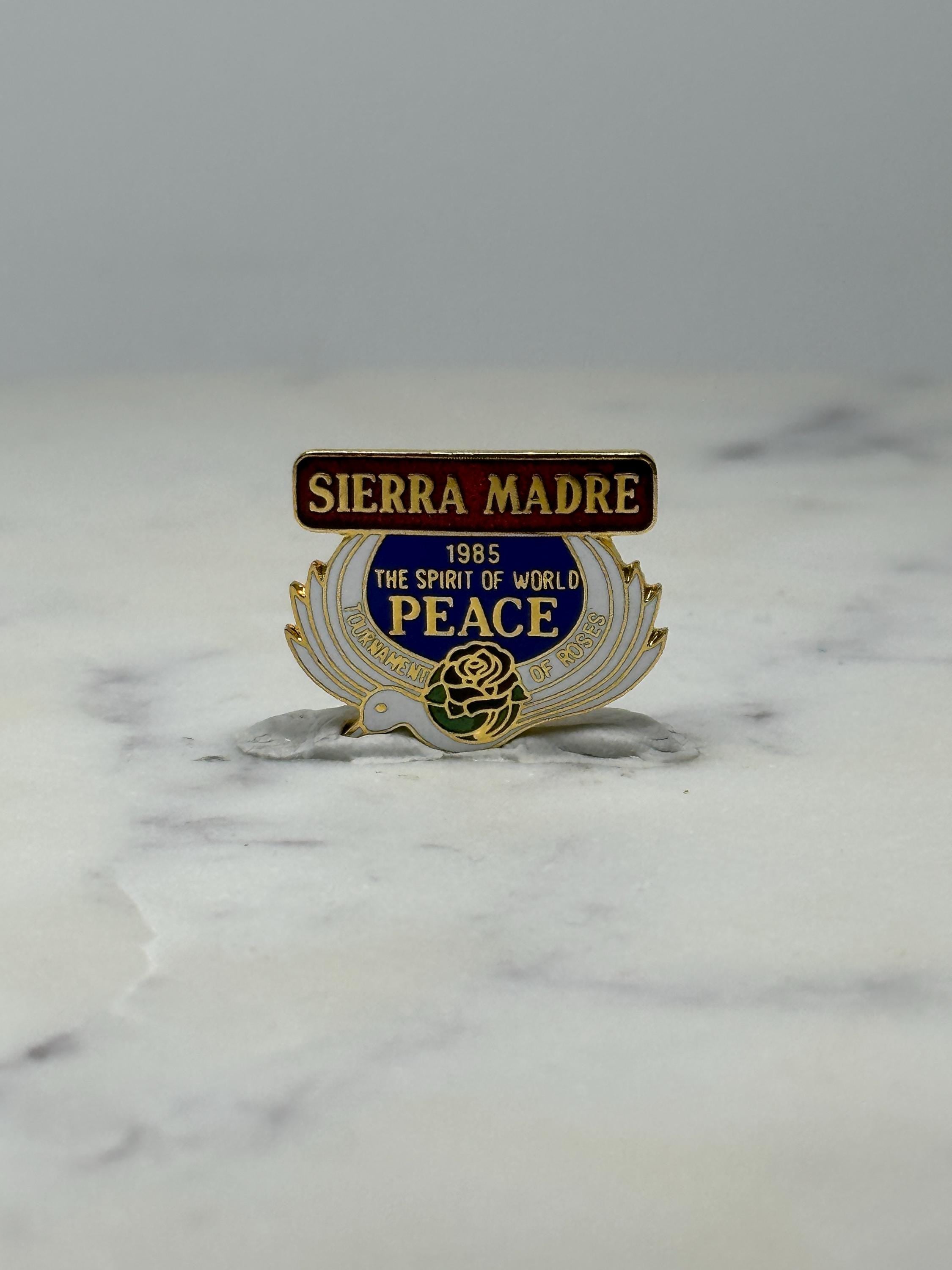 Vintage Sierra Madre Peace Lapel Pin: Gold Tone Enamel - 1985 Tournament of Roses Accessory
