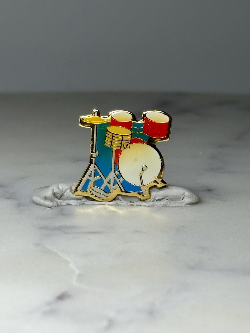 Vintage Drum Set Enamel Pin: Gold Tone - 1980s Music Accessory