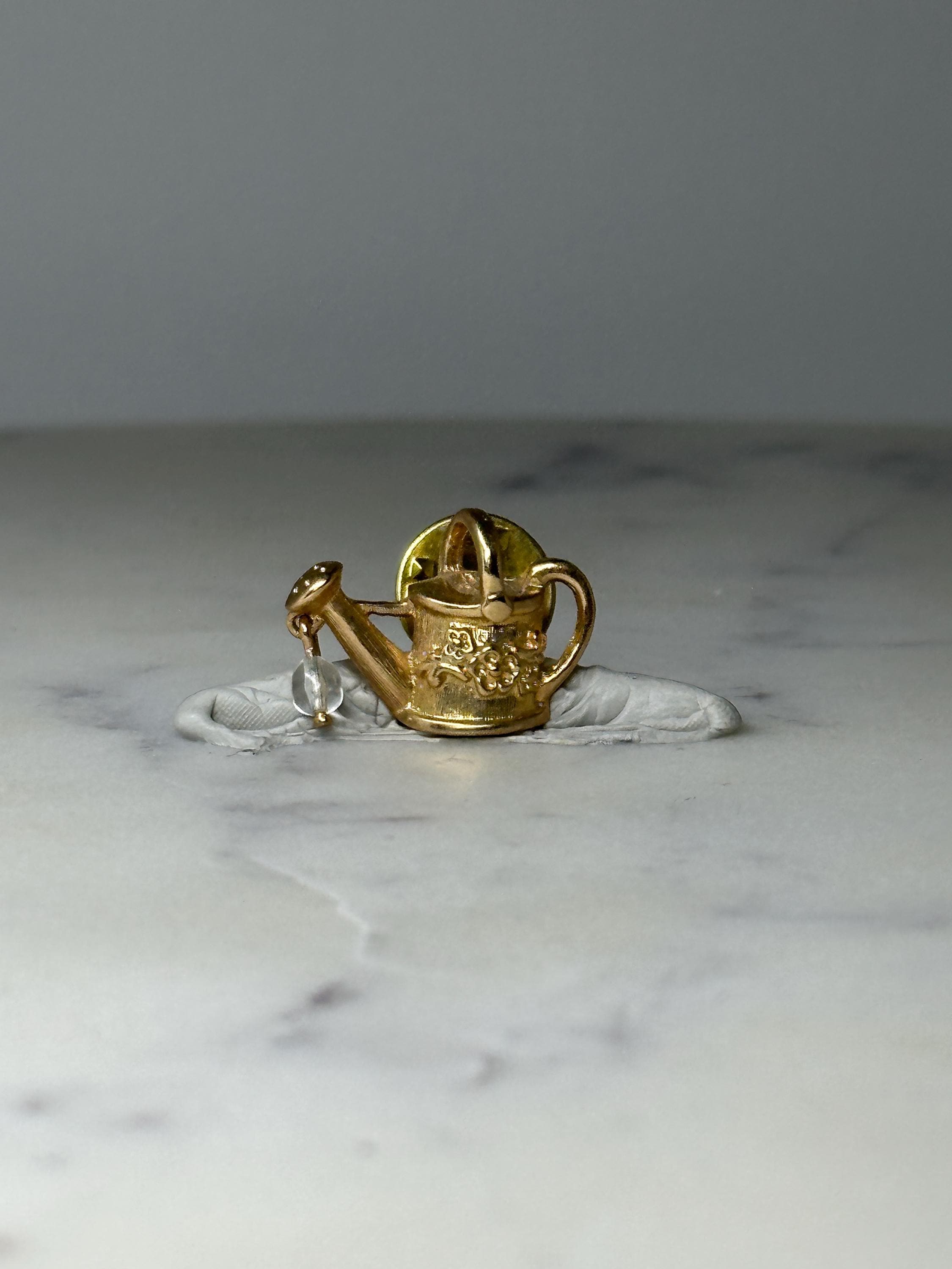 Vintage Watering Can Brooch Pin: Gold Tone - Garden Theme Accessory