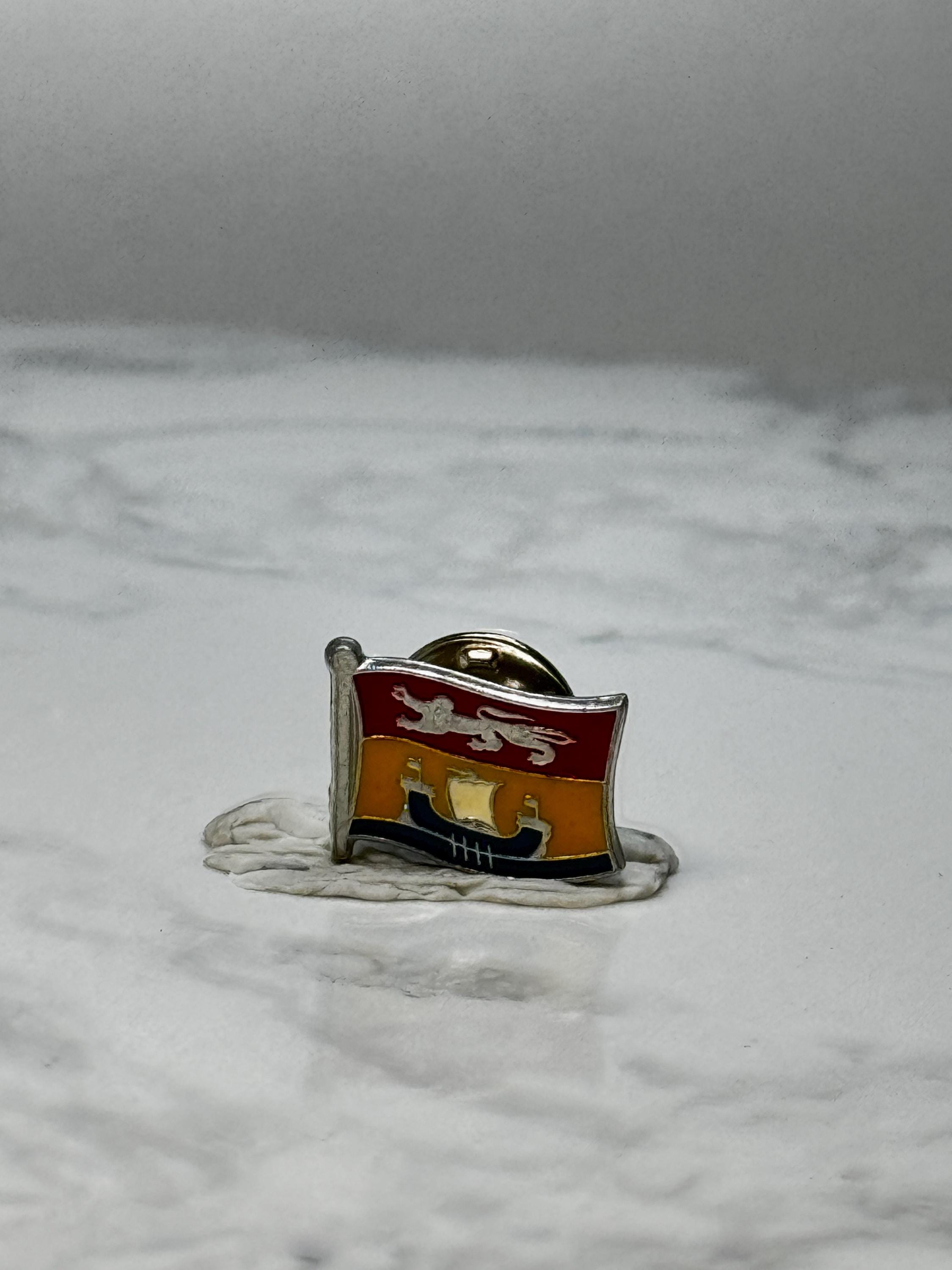 Vintage Prince Edward Island Flag Pin: Red Enamel - Canada Souvenir