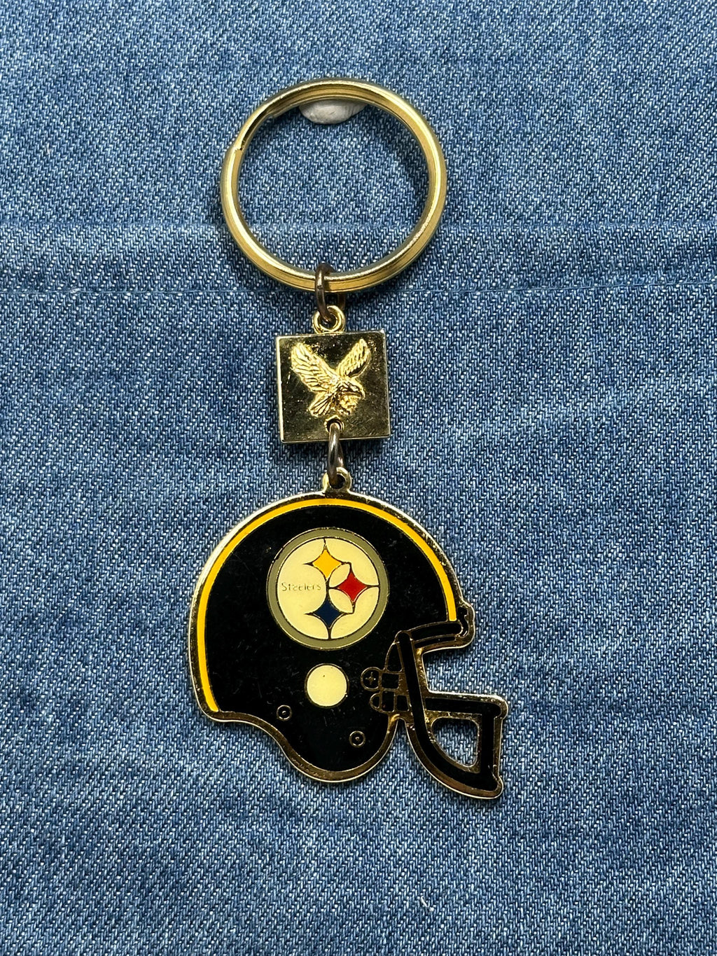 Pittsburgh Steelers Helmet Keychain: Vintage Winston Cigarettes Promo Football Key Ring