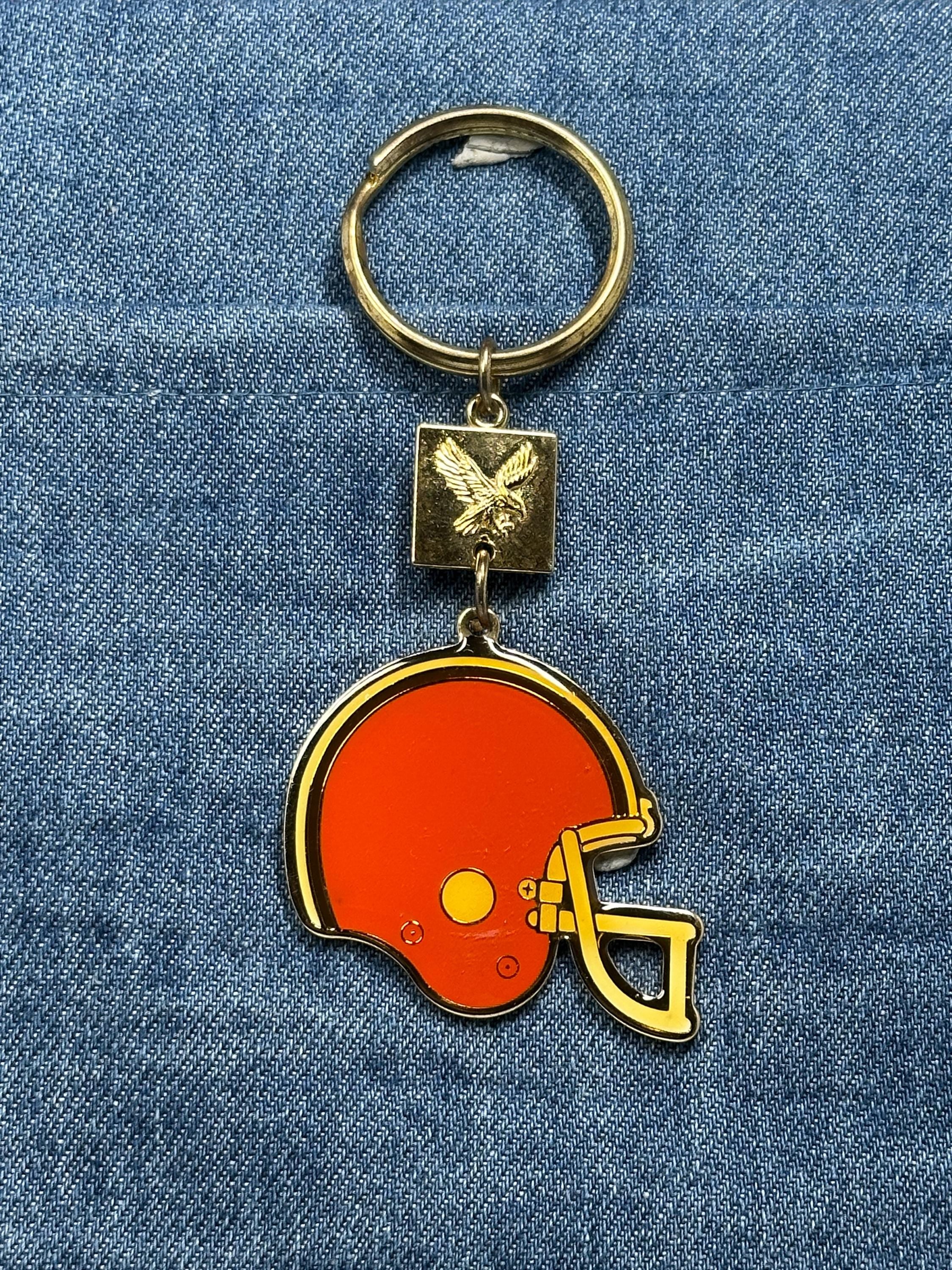 Cleveland Browns Helmet Keychain: Vintage Winston Cigarettes Promo Football Key Ring