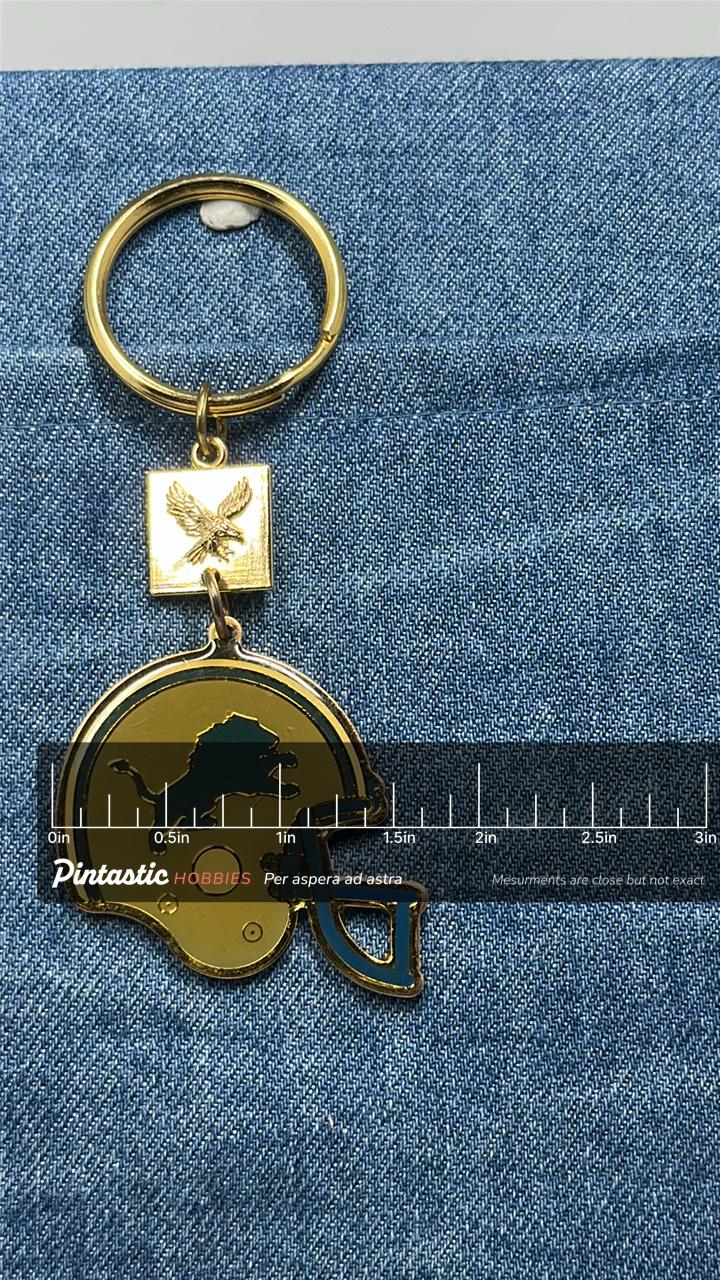 Detriot Lions Helmet Keychain: Vintage Winston Cigarettes Promo Football Key Ring with ruler overlay for size reference
