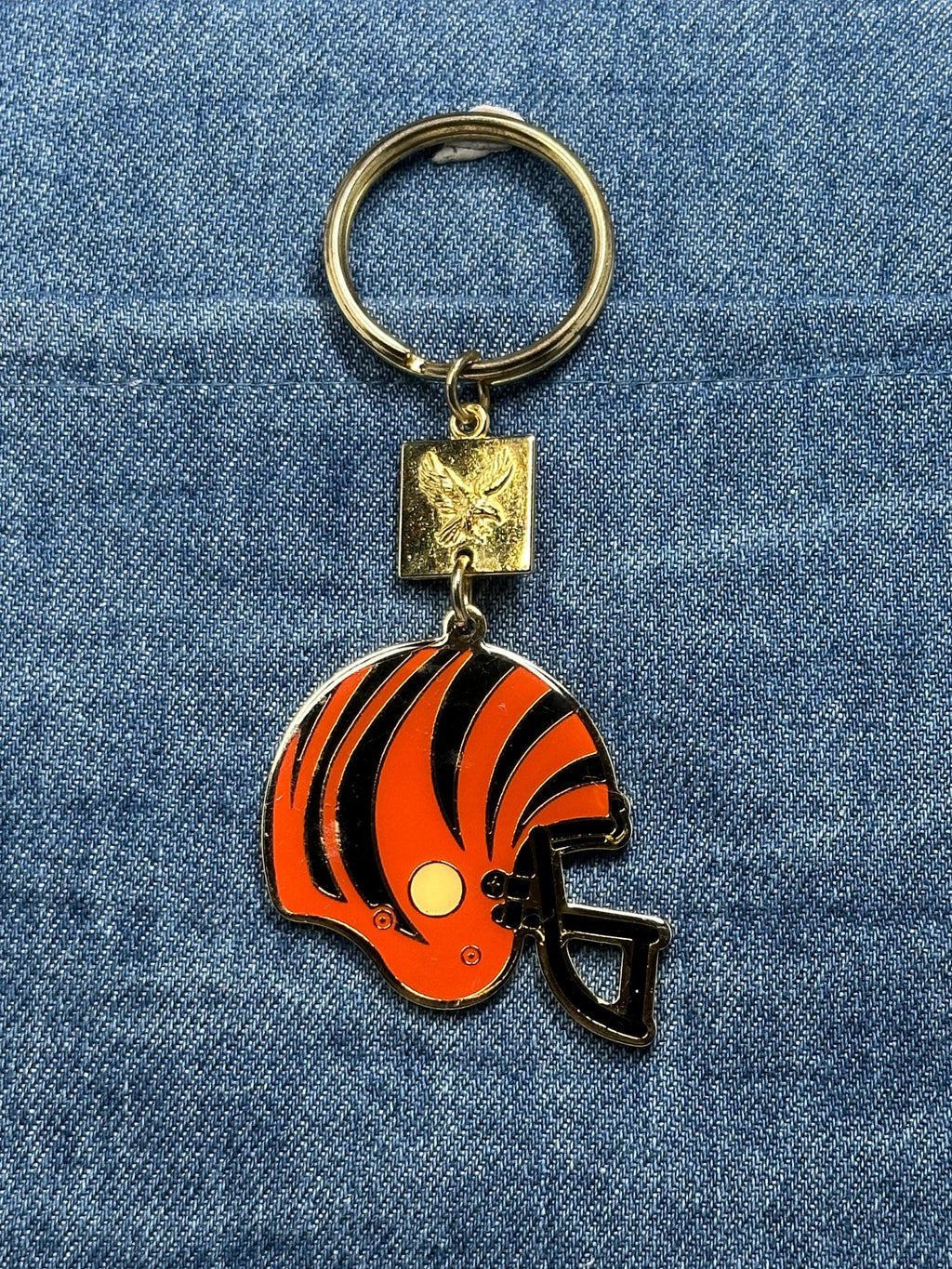 Cincinnati Bengals Helmet Keychain: Vintage Winston Cigarettes Promo Football Key Ring