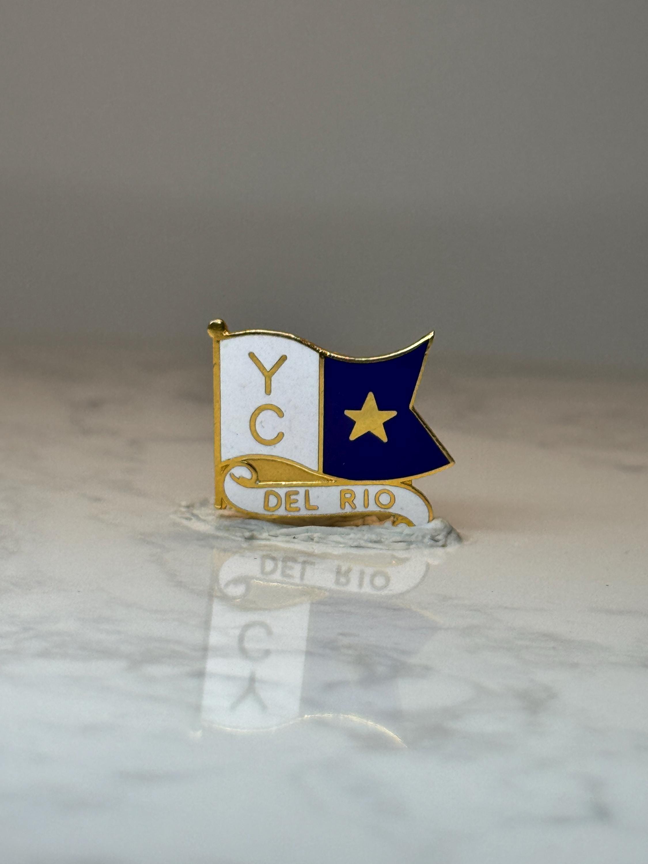 Vintage Del Rio Yacht Club Flag Pin: Gold Enamel - Nautical Accessory