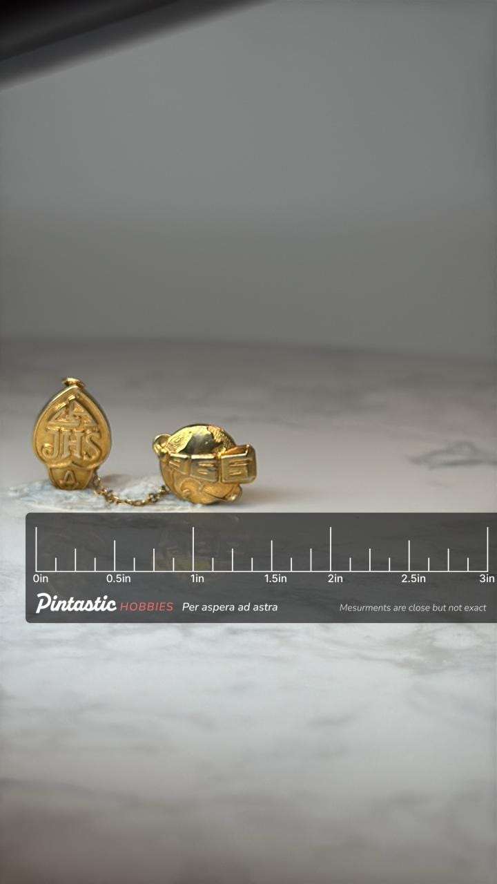Vintage Los Angeles JHS 1966 Pin: Junior High School Dangle Chain Badge with ruler overlay for size reference