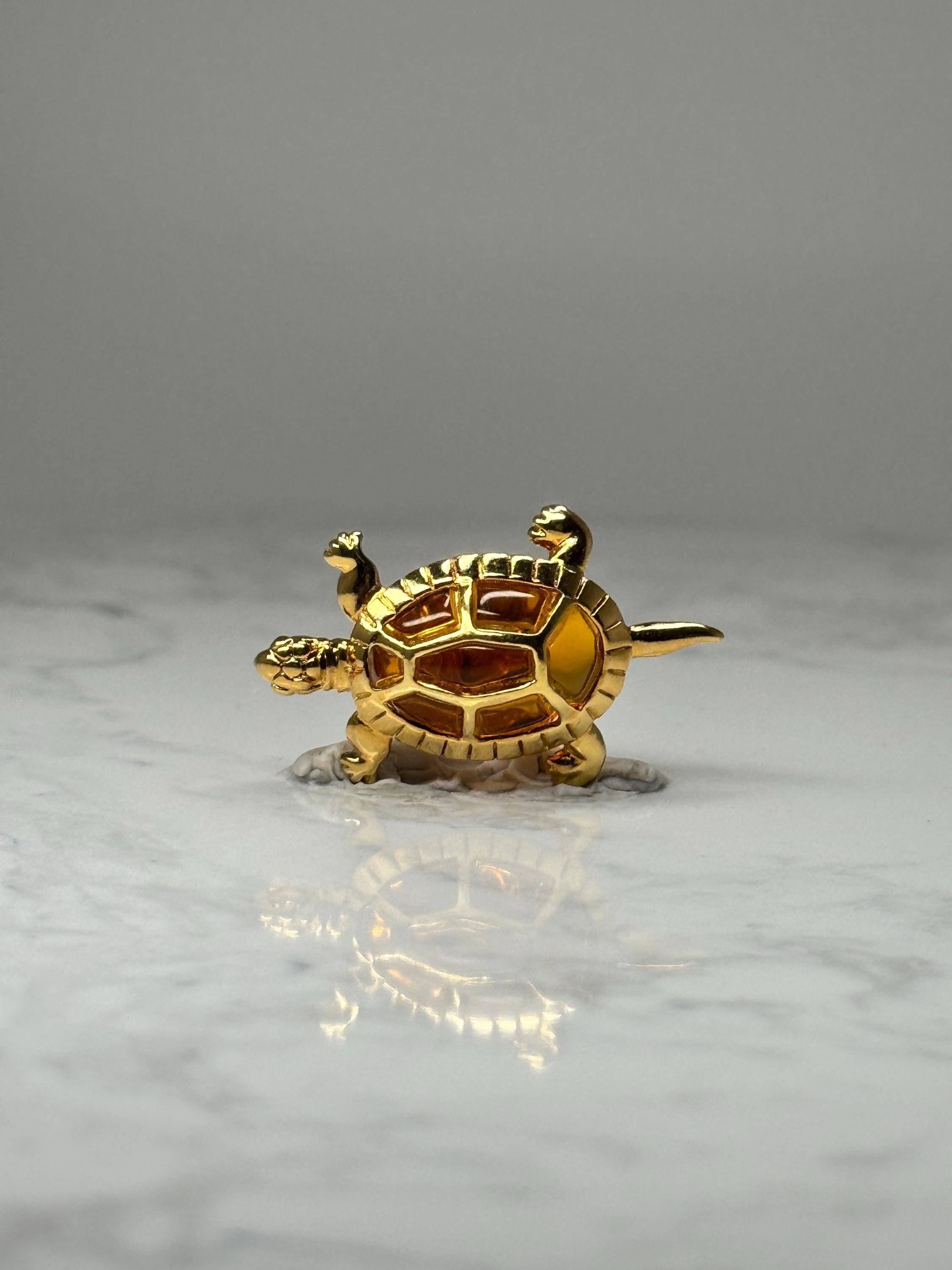 Turtle Animal Lapel Pin: Gold Tone Amber Enamel - Nature Accessory