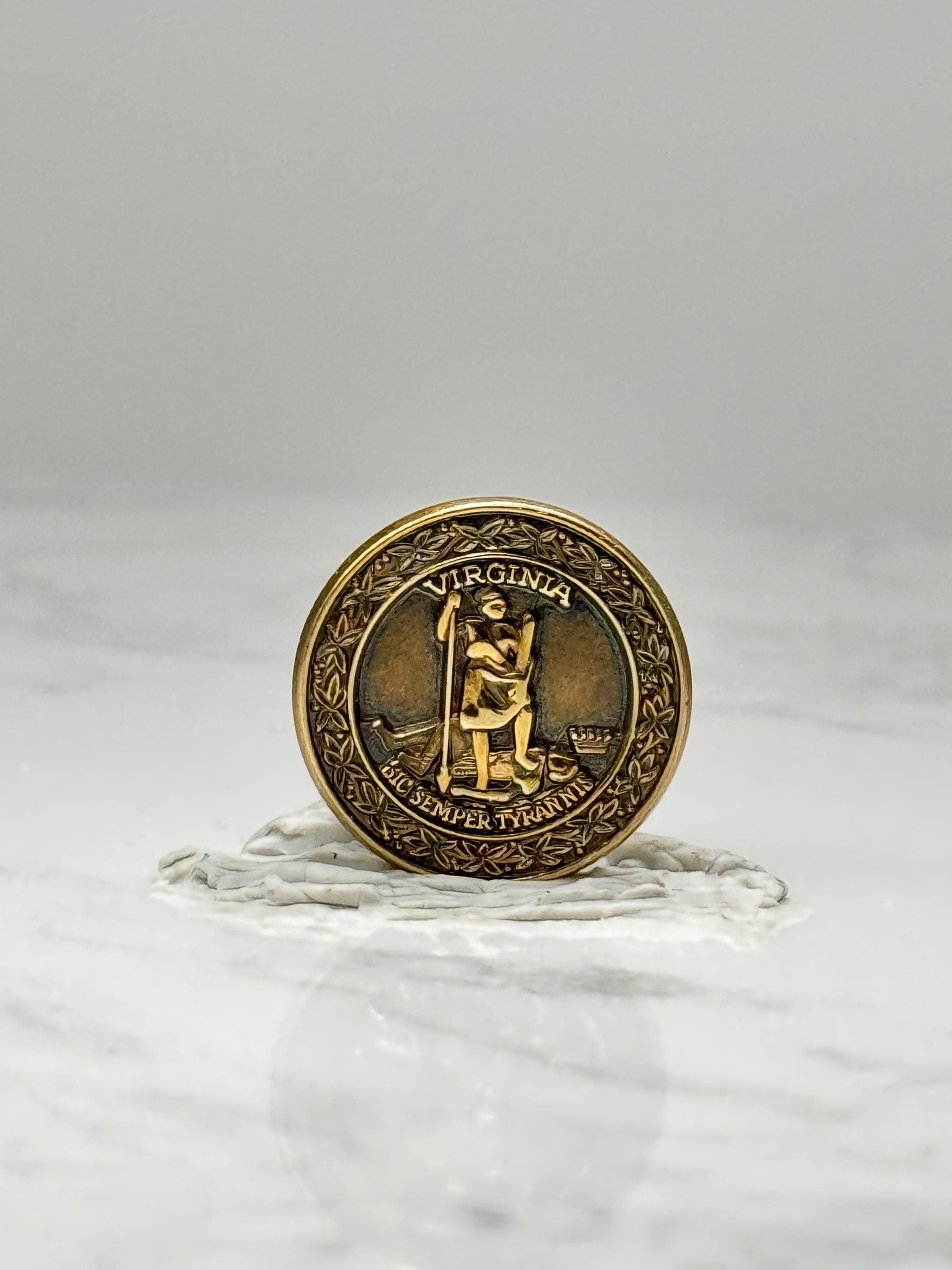Virginia State Seal Lapel Pin: Gold Tone Enamel - Patriotic Accessory