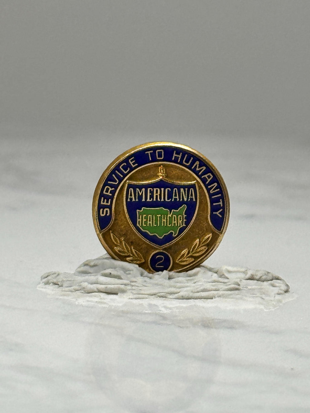 Americana Healthcare Service Pin: Gold Tone Enamel - Corporate Award