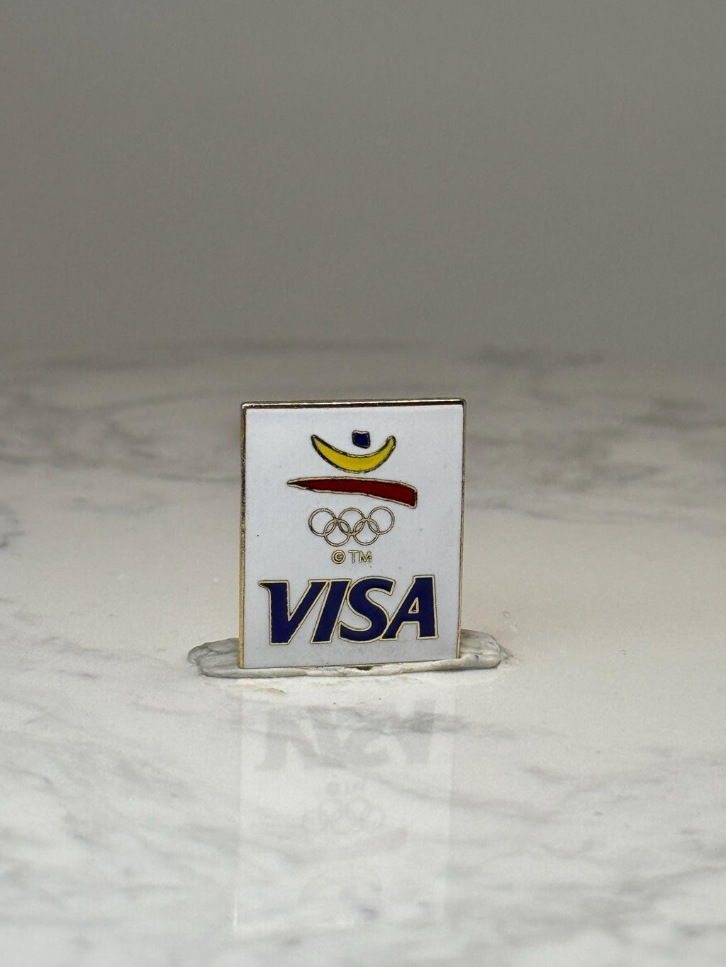 Visa Olympic Logo Enamel Pin: White Gold Tone - 1990s Sponsor Accessory