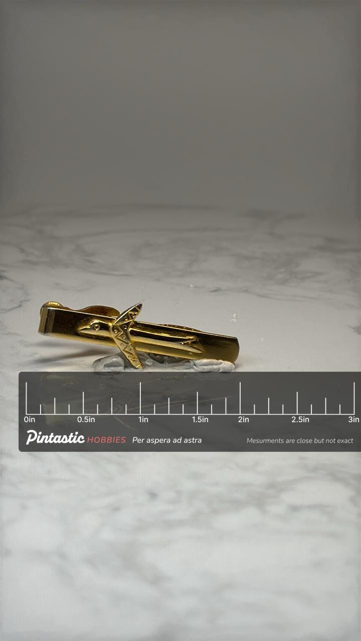 Vintage Ansett-ANA Airplane Tie Clip Gold Tone Aviation Tie Bar with ruler overlay for size reference