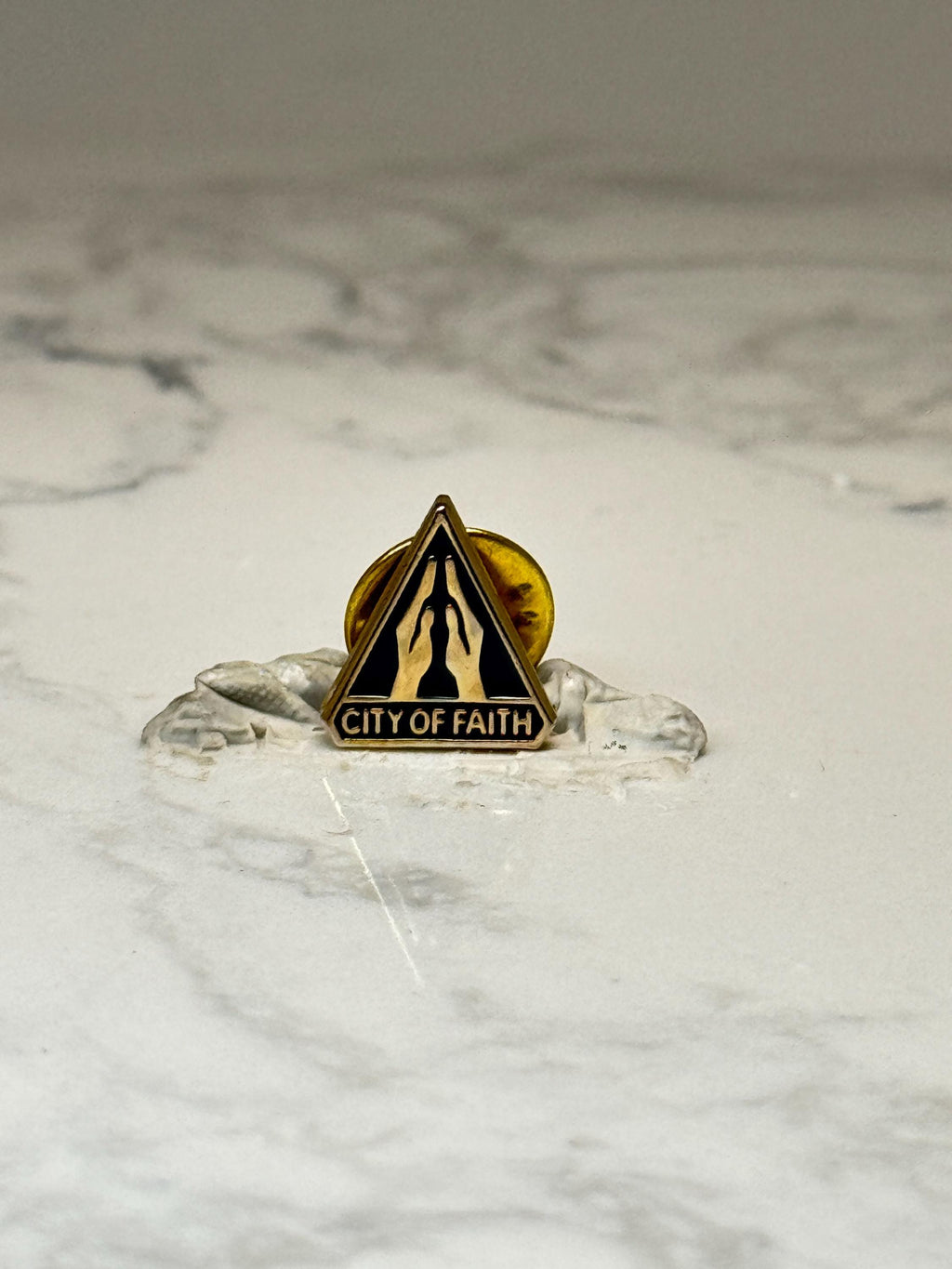City of Faith Religious Lapel Pin: Gold Tone Enamel - Faith Accessory