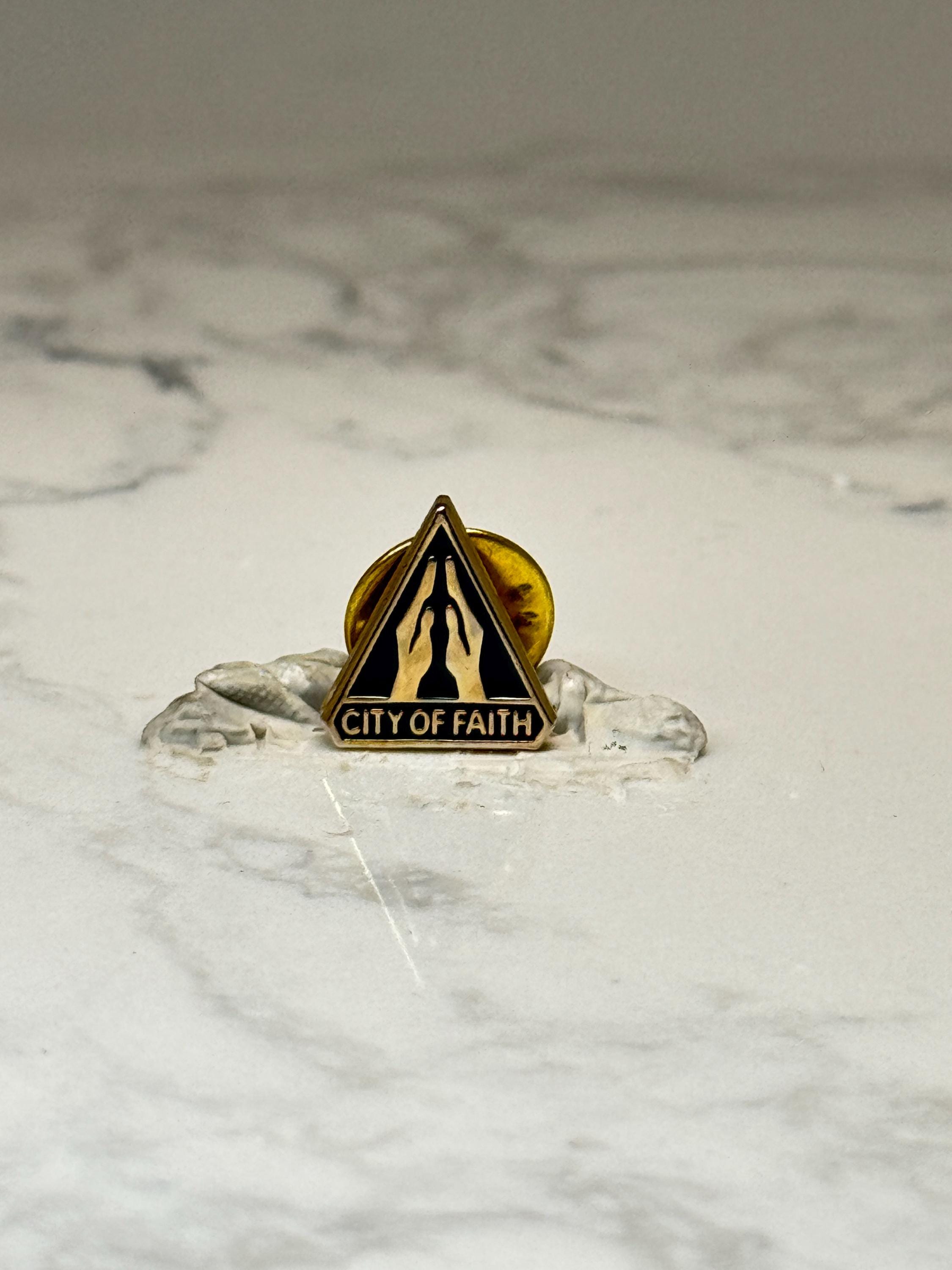 City of Faith Religious Lapel Pin: Gold Tone Enamel - Faith Accessory