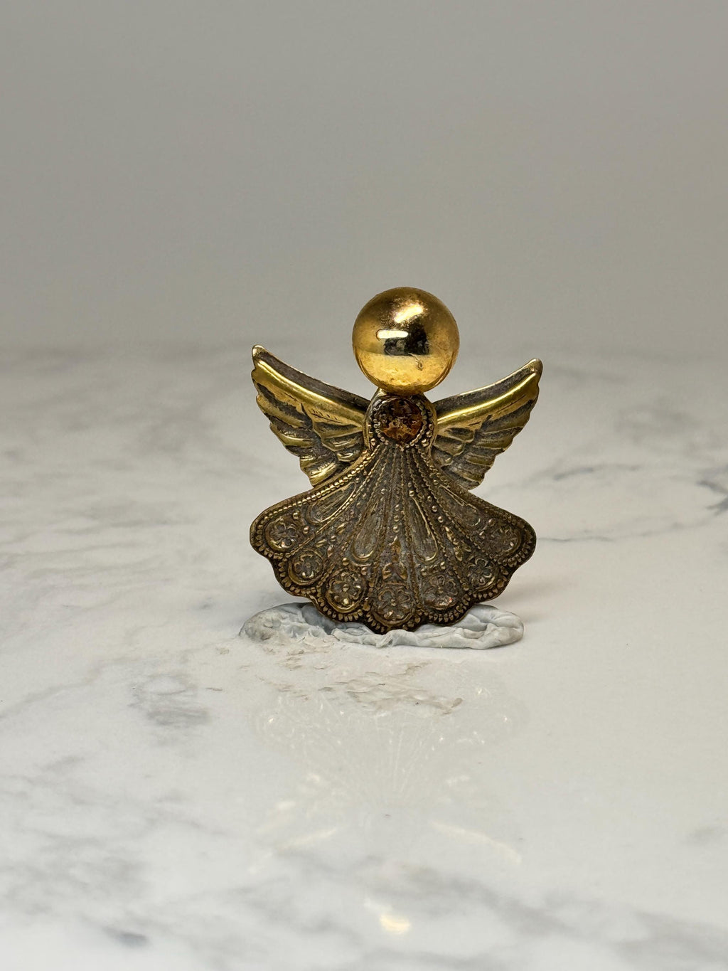 Guardian Angel Lapel Pin: Gold Tone Textured - Religious Accessory