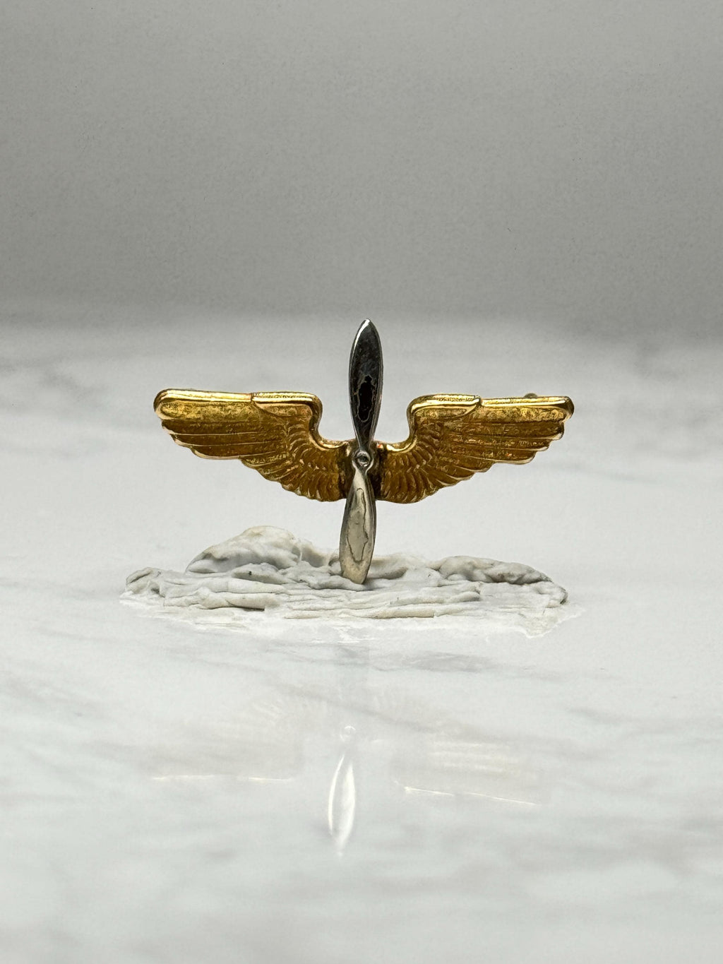 Propeller Wings Aviation Pin: Gold Tone Metal - Pilot Era Accessory