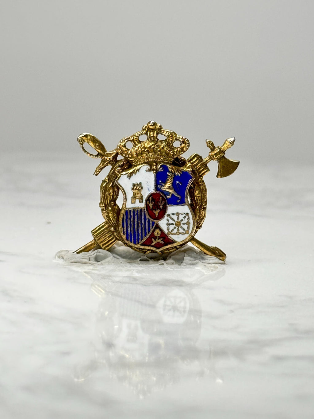 Vintage Spanish Royal Coat of Arms Crest Pin Gold Tone Crown Shield Military Style