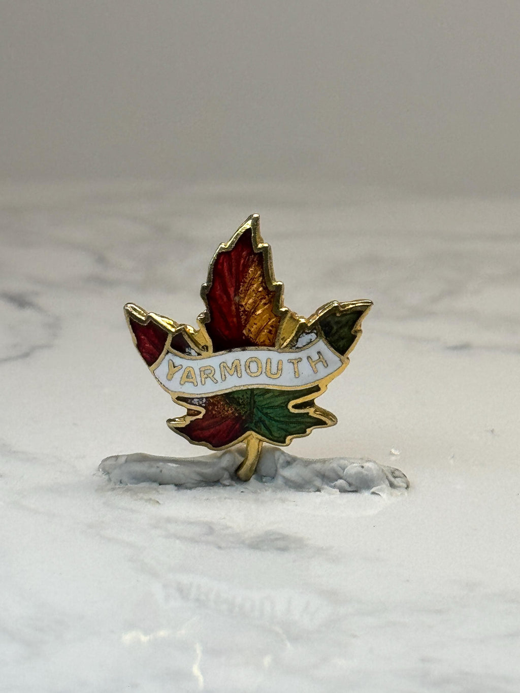 Yarmouth Maple Leaf Souvenir Pin: Gold Tone Enamel - Canada Travel Accessory