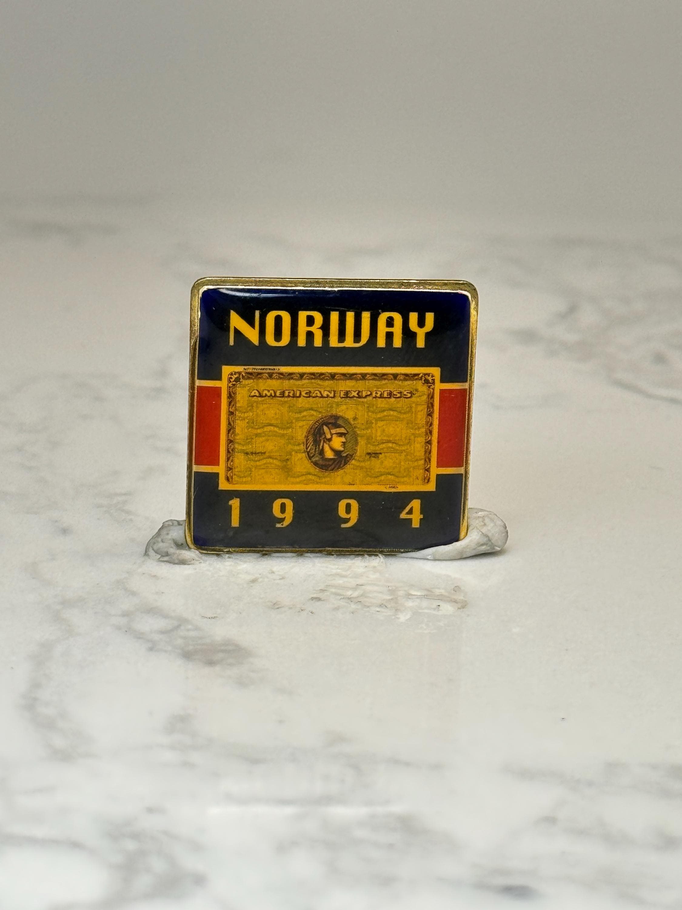 Norway 1994 American Express Pin: Gold Tone Enamel - Travel Souvenir