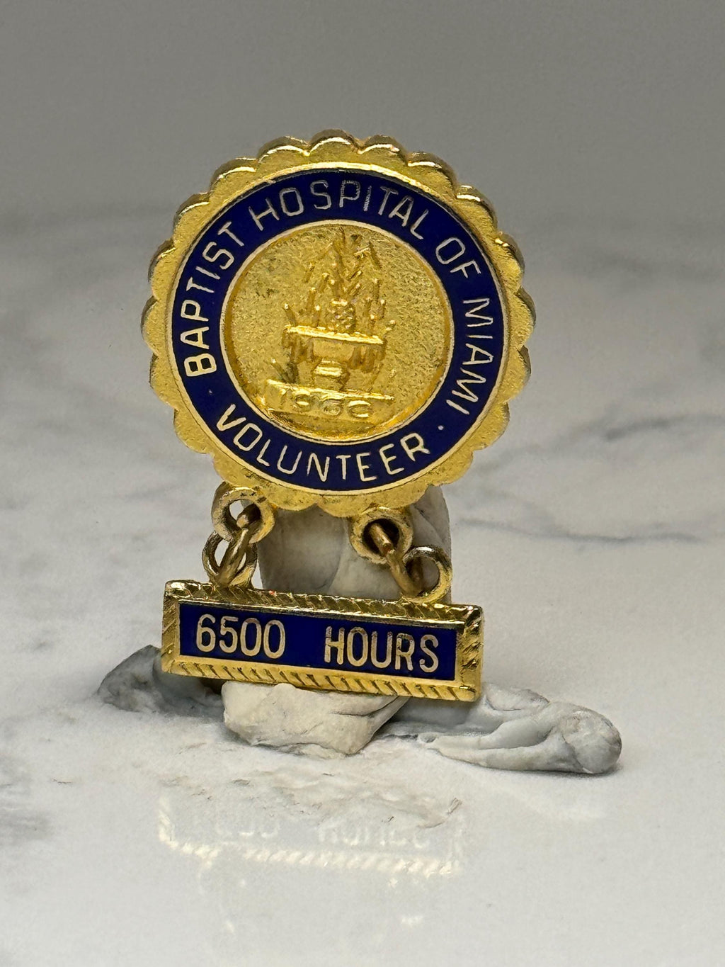 Baptist Hospital of Miami Volunteer Pin: Gold Tone - 6500 Hours