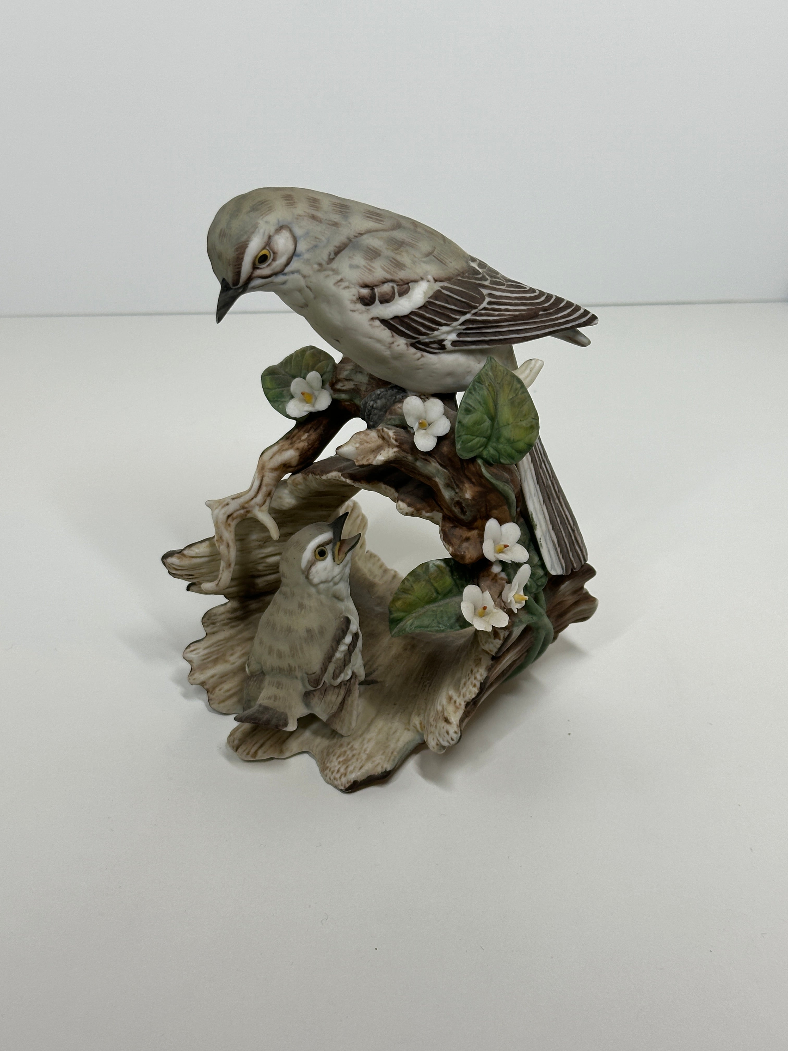 Homco Masterpiece hand painted porcelain bird figurine with flowers
